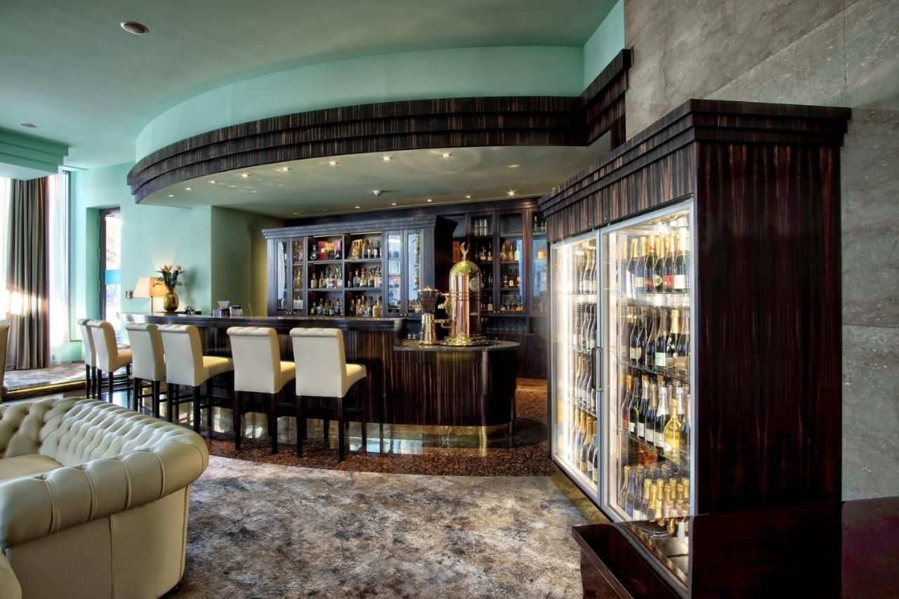 Hotel Continental Brno Bagian luar foto