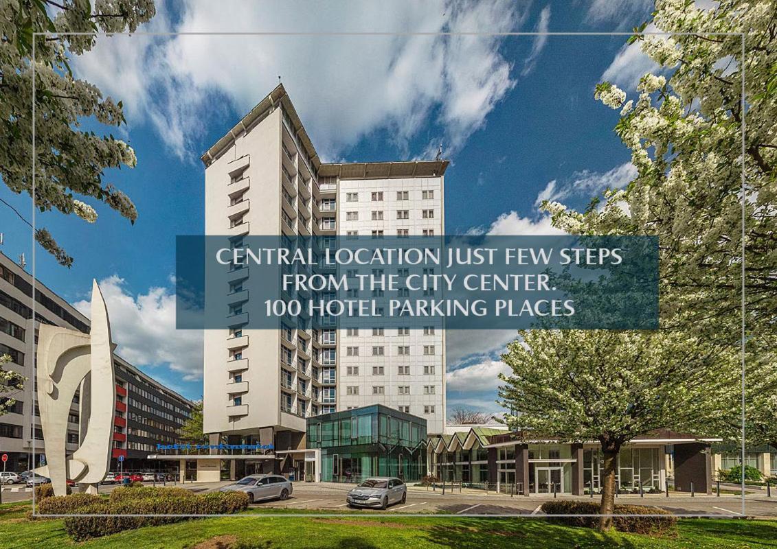 Hotel Continental Brno Bagian luar foto