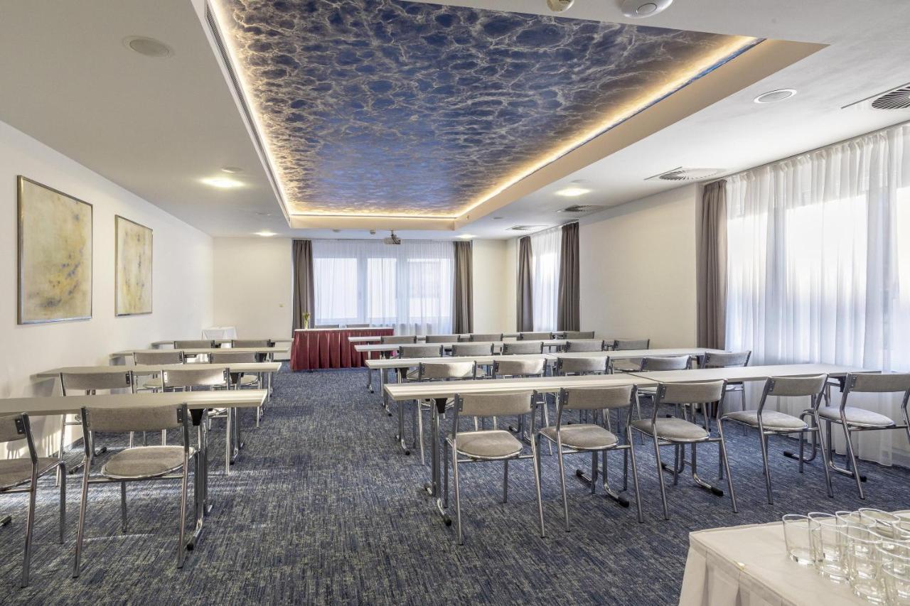 Hotel Continental Brno Bagian luar foto