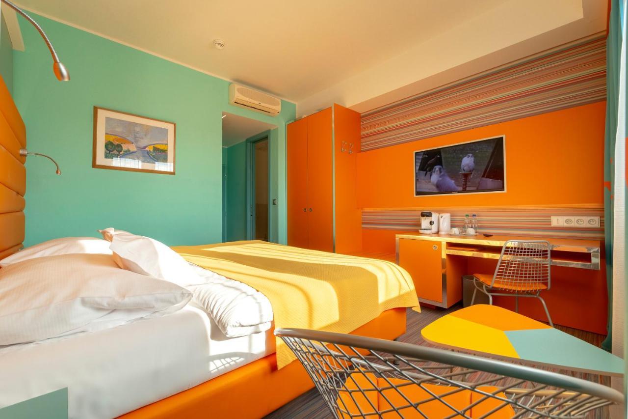 Hotel Continental Brno Bagian luar foto