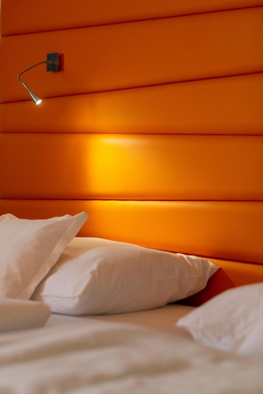 Hotel Continental Brno Bagian luar foto