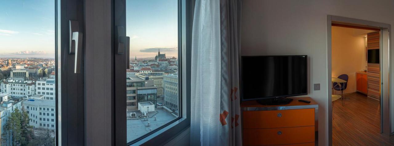 Hotel Continental Brno Bagian luar foto